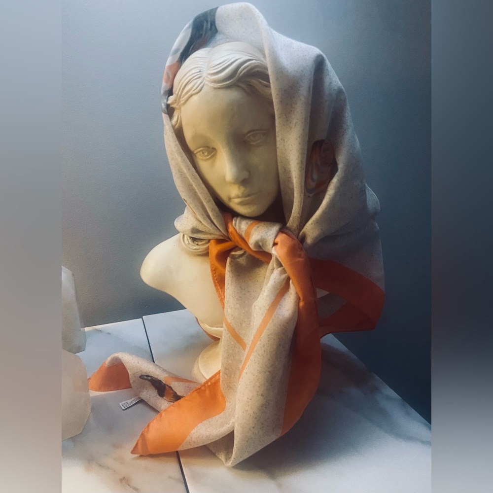 Vintage seashell scarf